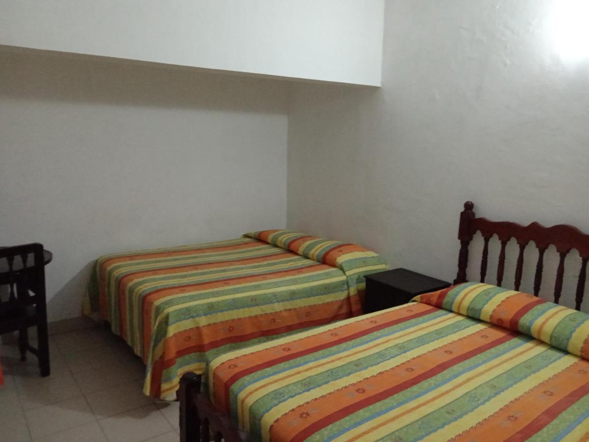 Hotel Kiko Mazatlán Buitenkant foto